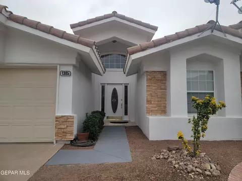 1305 Trail Ridge Dr, El Paso, TX 79912