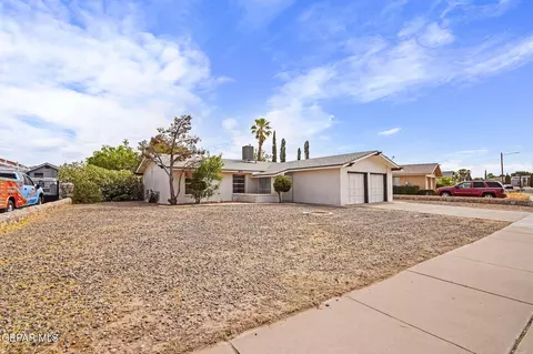 10733 Havenrock Dr, El Paso, TX 79935