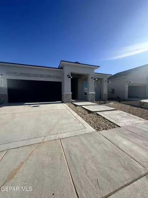 15061 Resolve Dr, El Paso, TX 79938