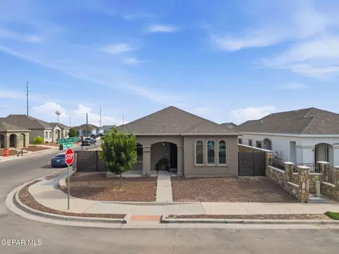 14384 Seth Payne Dr, Horizon City, TX 79928