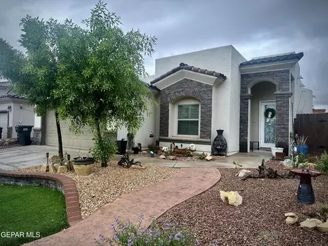 788 Pontop Hall St, El Paso, TX 79928