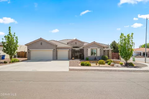 5880 Valle De Paz Ave, El Paso, TX 79932