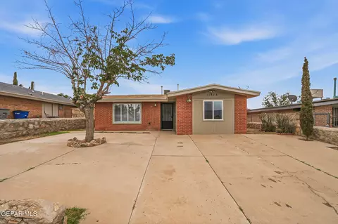 11876 Jim Ferriell Dr, El Paso, TX 79936