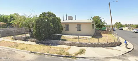 7800 Santa Cruz Ct, El Paso, TX 79915