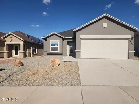 5004 Jennifer Claire Ln, El Paso, TX 79938
