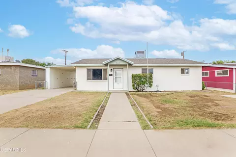 5633 Arrowhead Dr, El Paso, TX 79924