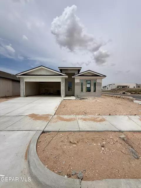 3893 Perspective St, El Paso, TX 79938