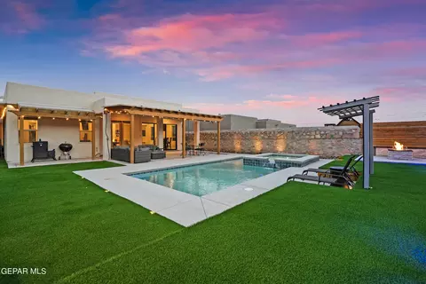 733 Birmingham Pl, El Paso, TX 79928