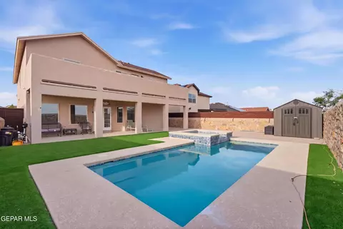 13232 Emerald Isle St, Horizon City, TX 79928
