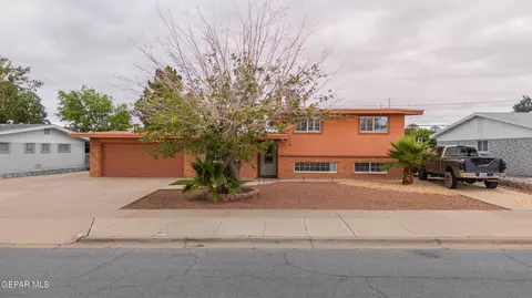 10217 Singapore Ave, El Paso, TX 79925