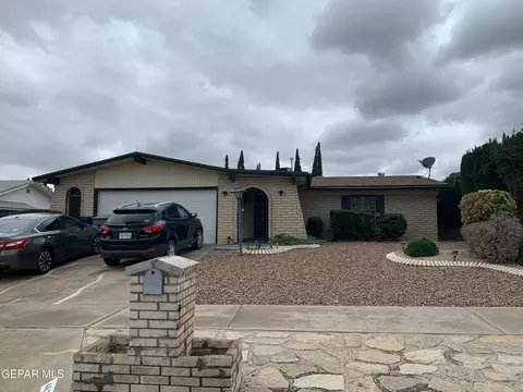 4620 Capricorn Dr, El Paso, TX 79924
