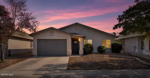 1832 Shreya St, El Paso, TX 79928