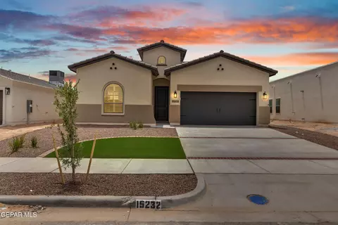 653 Paseo De La Reina St, Horizon City, TX 79928