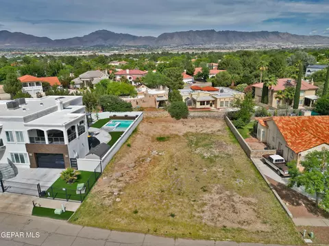 4520 Lazy Willow Dr, El Paso, TX 79922