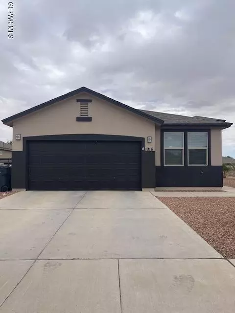 1016 Bombardier Pl, El Paso, TX 79936