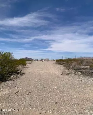 17399 Hueco Mountain Rd, El Paso, TX 79938
