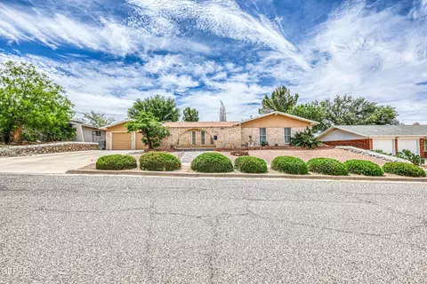 708 Somerset Dr, El Paso, TX 79912