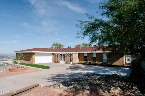 3124 Park North Dr, El Paso, TX 79904