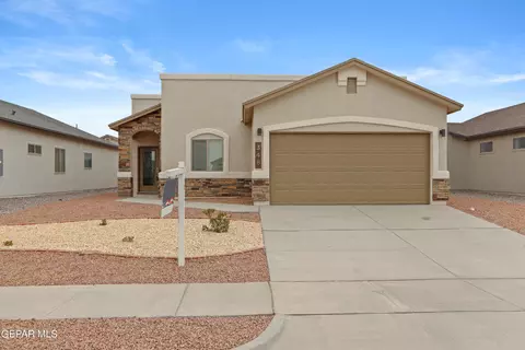 348 San Jose, Socorro, TX 79927