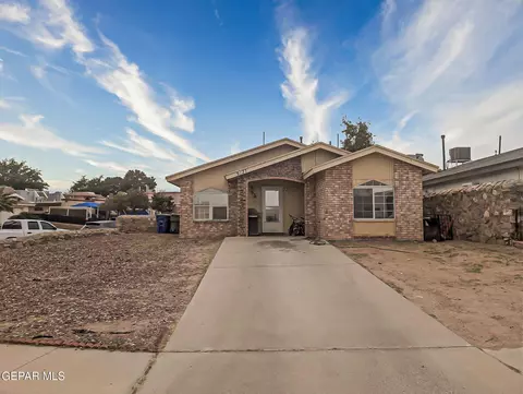 9127 Bur Oak Cir, El Paso, TX 79907