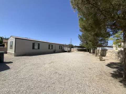 615 Avo St, Fabens, TX 79838