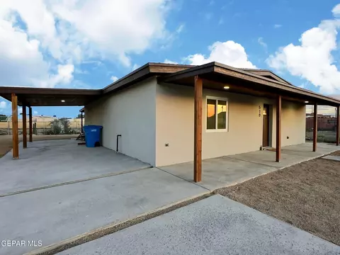 510 Lisa Diane Rd, Socorro, TX 79927