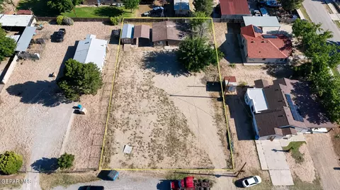 412 Friona Dr, Socorro, TX 79927