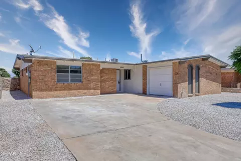 10436 Orpheus Dr, El Paso, TX 79924