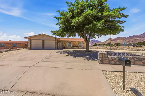 4800 Trojan Dr, El Paso, TX 79924