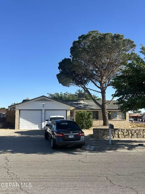 11100 Nautical Dr, El Paso, TX 79936