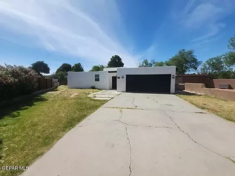 129 Serrania Dr, El Paso, TX 79932