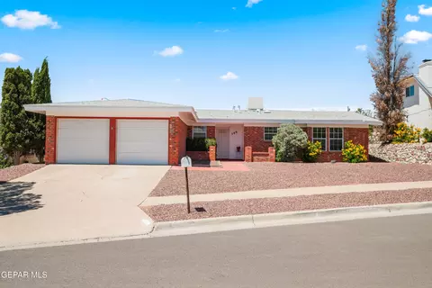 309 Cabaret Dr, El Paso, TX 79912