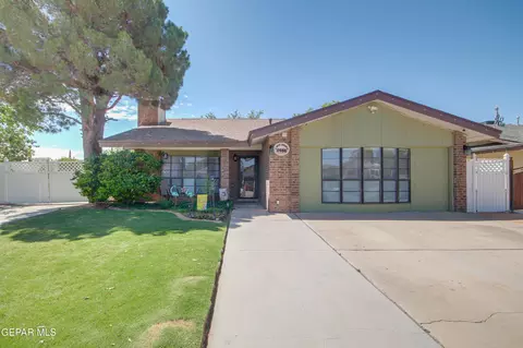 11456 Lake Nemi Dr, El Paso, TX 79936