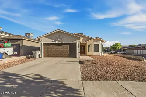 14900 Boer Trail Ave, El Paso, TX 79938