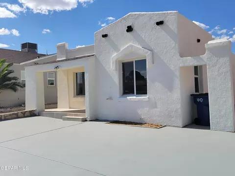 3711 Fort Blvd, El Paso, TX 79930