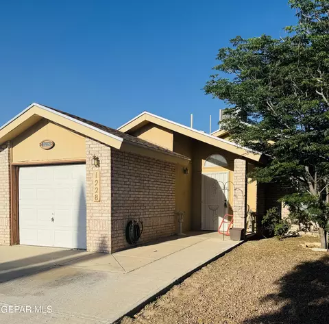 1228 Colina De Oro St, Horizon City, TX 79928