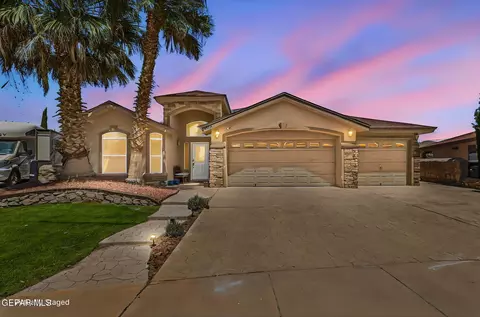 13301 Candace Ln, Horizon City, TX 79928
