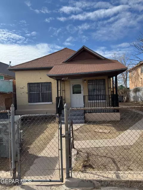 415 S Ochoa, El Paso, TX 79901