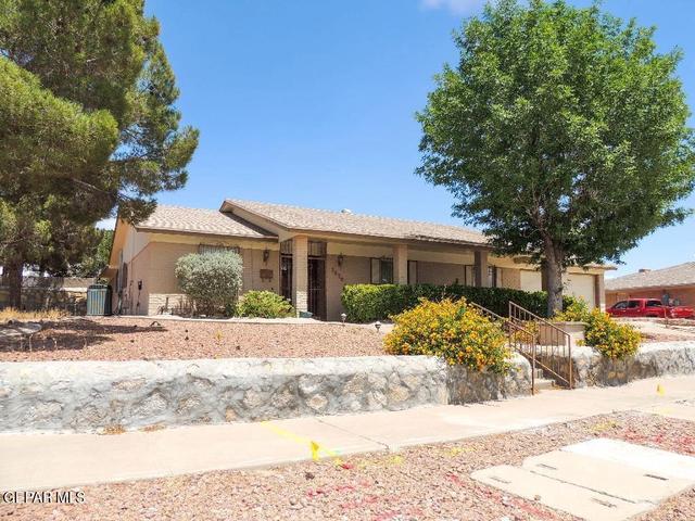 10701 Vista Alegre Dr, El Paso, TX 79935