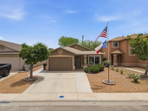 12310 Sombra Grande Dr, El Paso, TX 79938