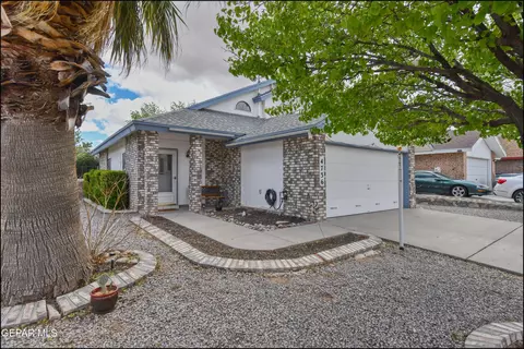 4736 Loma De Color Dr, El Paso, TX 79934