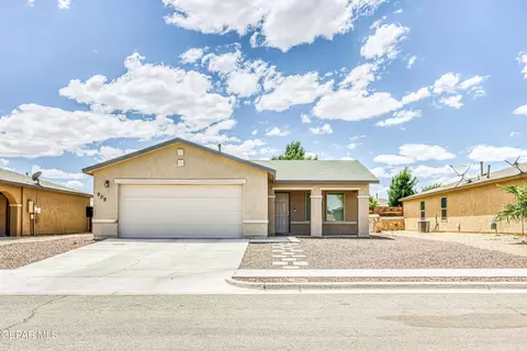 909 Talavera Dr, Horizon City, TX 79928