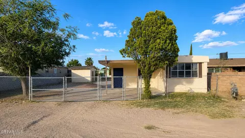 10285 Nirmal Dr, Socorro, TX 79927