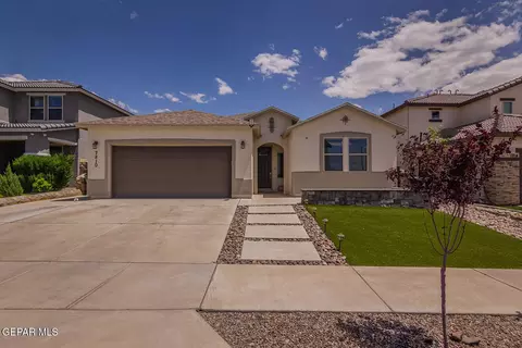 7810 Enchanted Cliff Dr, El Paso, TX 79911