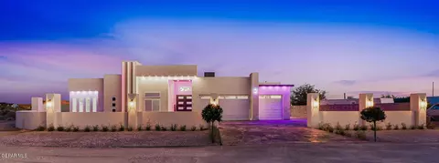 15070 Las Flores Dr, El Paso, TX 79938