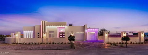 15070 Las Flores Dr, El Paso, TX 79938
