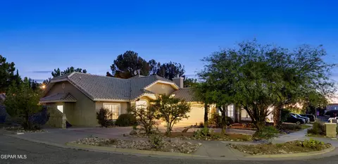 6560 Brisa Del Mar Dr, El Paso, TX 79912