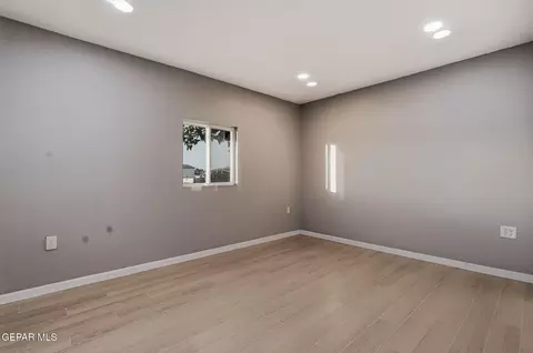 Bedroom - 171 Holguin Ave, Vinton, TX 79821 photo 4 of 7