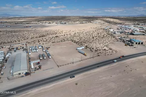 2575 Darrington Rd, El Paso, TX 79928