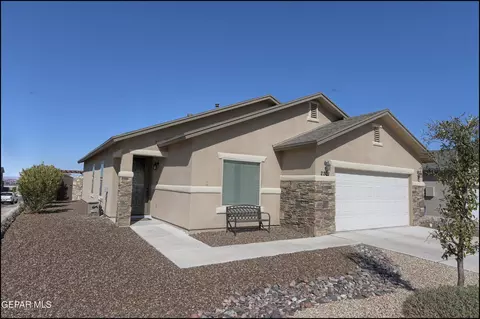 2201 Furtherpoint Dr, El Paso, TX 79911